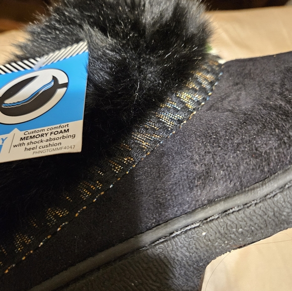 Isotoner Signature Woodlands Memory Foam Indoor/Outdoor booties with Aztec print - Picture 8 of 11